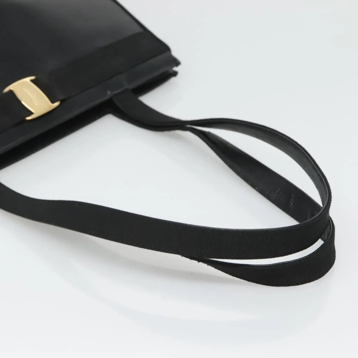 Salvatore Ferragamo Vintage Vara Bow Tote - Brandsamsara