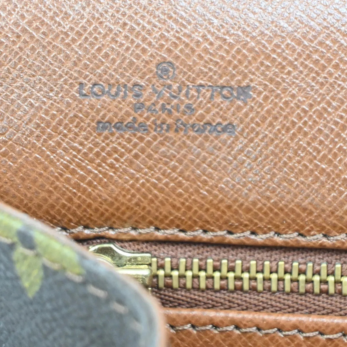 Louis Vuitton Dame Pochette Monogram Canvas, Brown, Canvas, Clutch