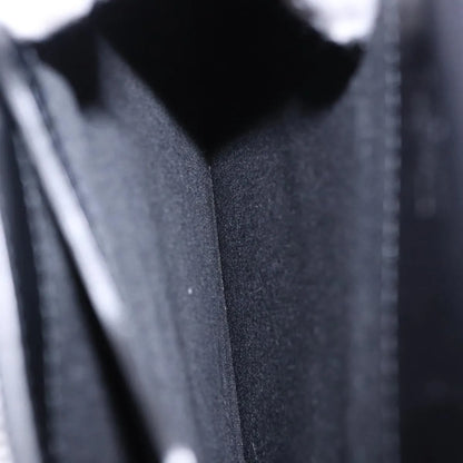 Louis Vuitton Robusto Taiga, Black, Leather, Briefcase