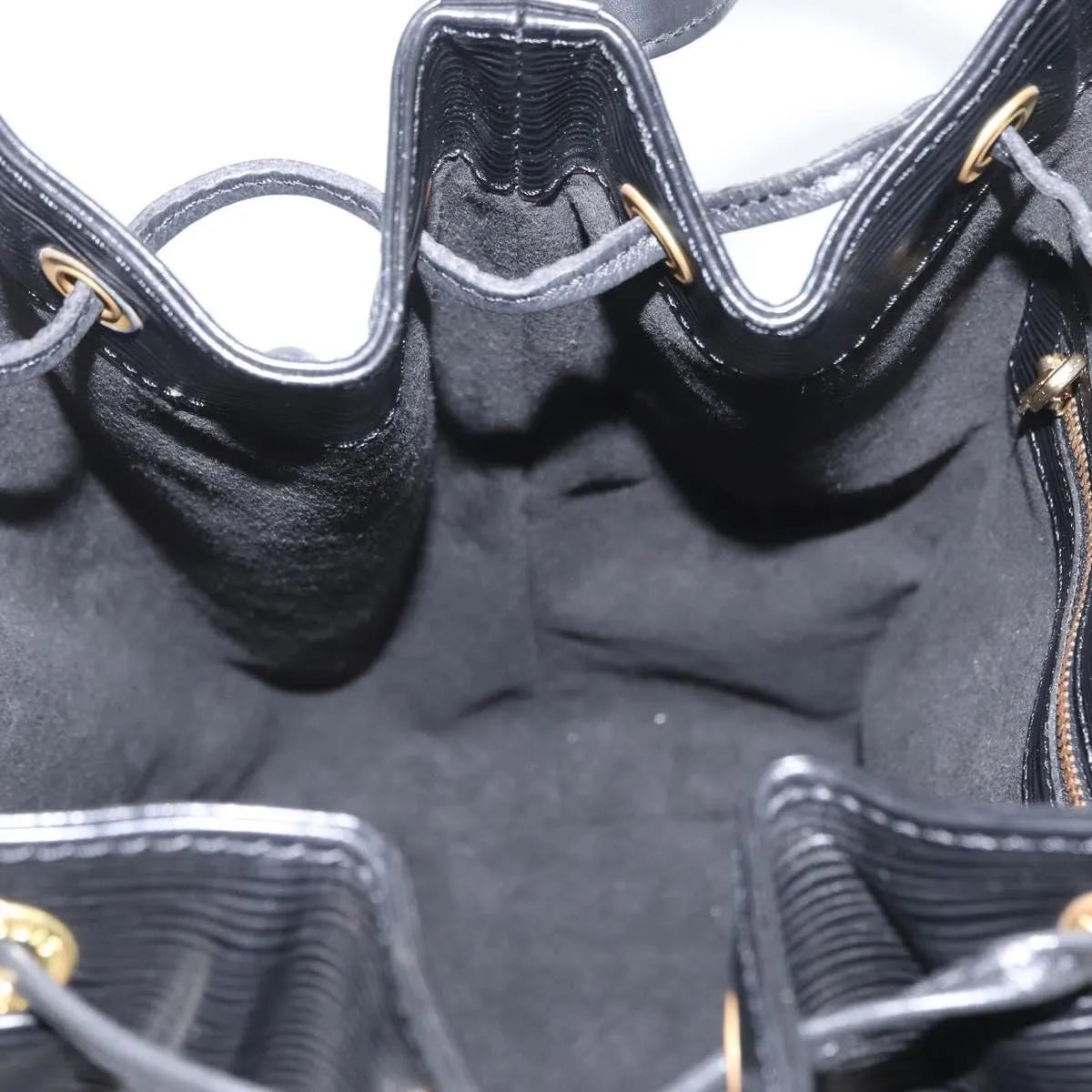 Louis Vuitton Noe Epi Leather, Black, Leather, Shoulder Bag