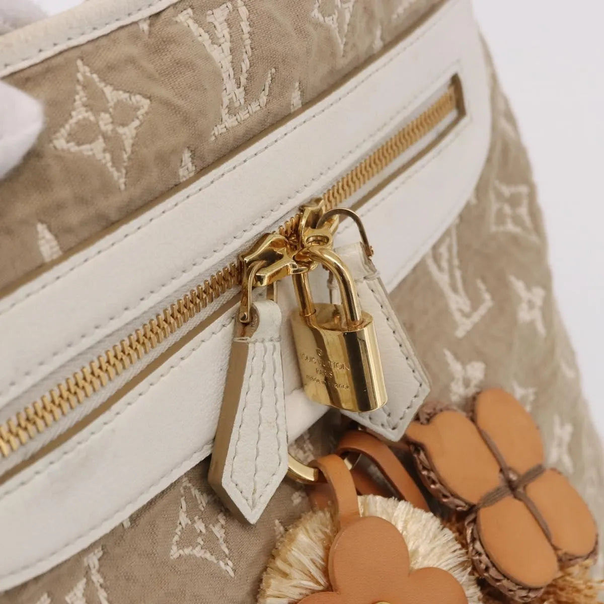 Louis Vuitton Besace Handbag Monogram Sabbia, Beige, Canvas, Shoulder Bag