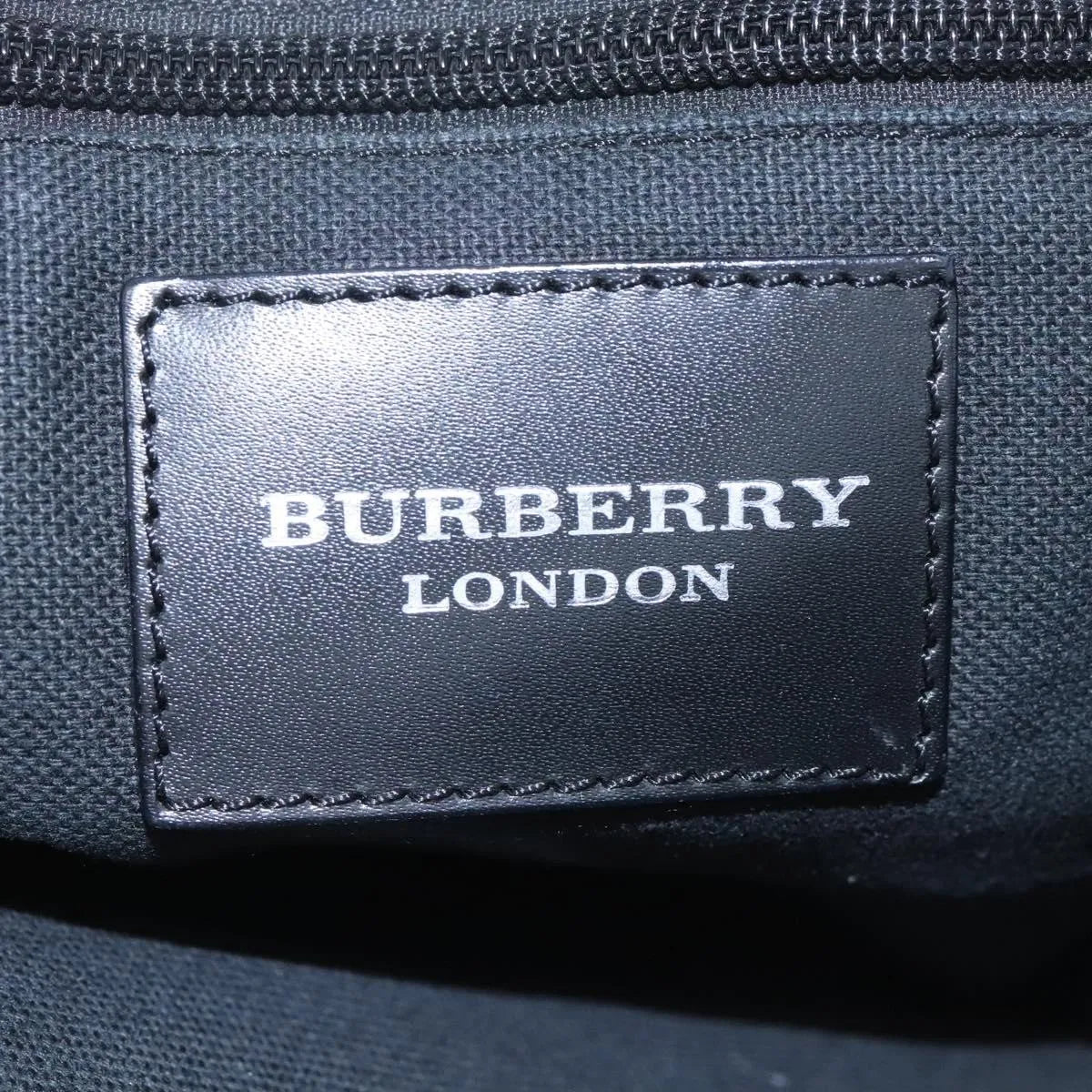 Burberry Vintage Leather, White, Leather, Shoulder Bag