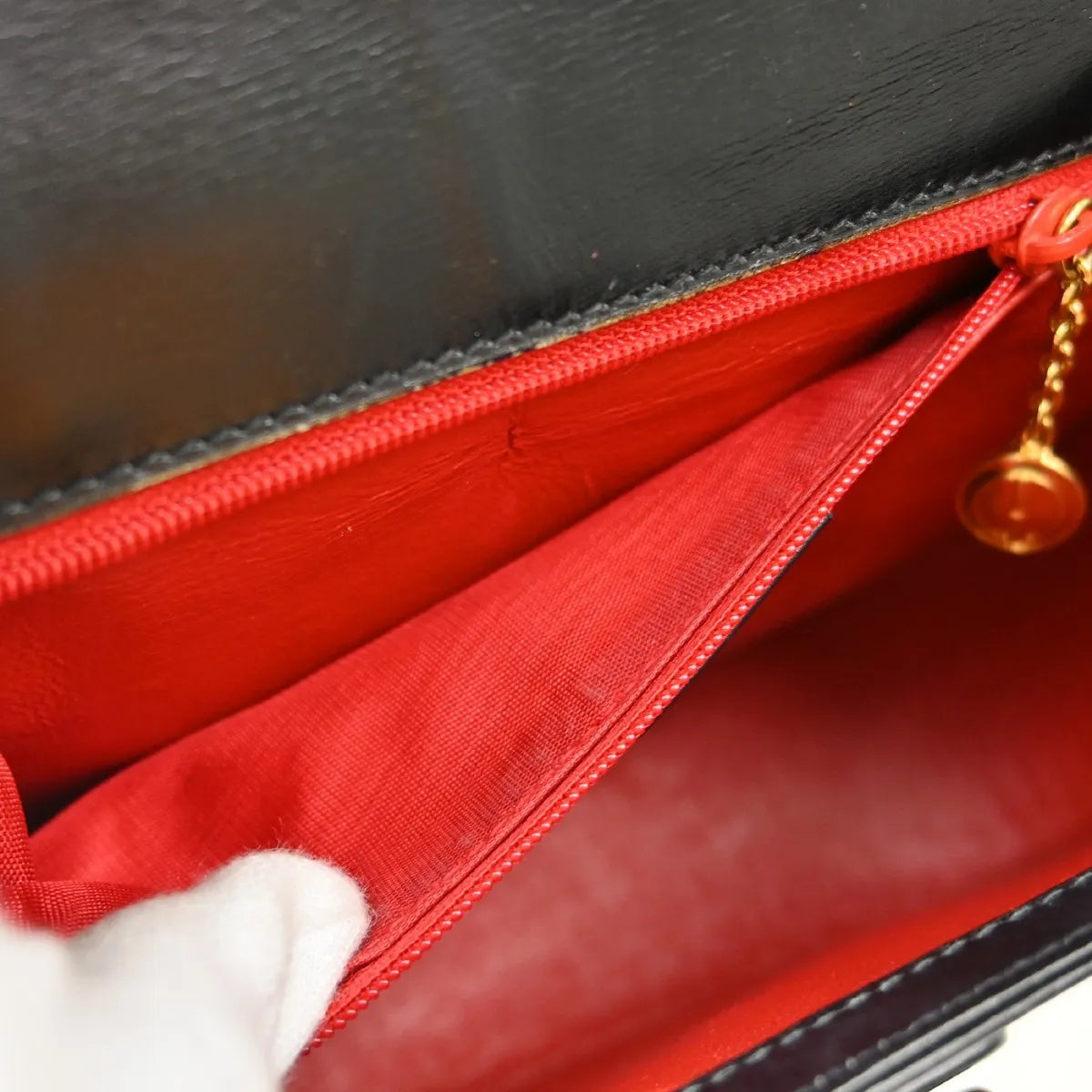 Gucci Vintage Lady Lock Flap Leather, Black, Leather, Shoulder Bag