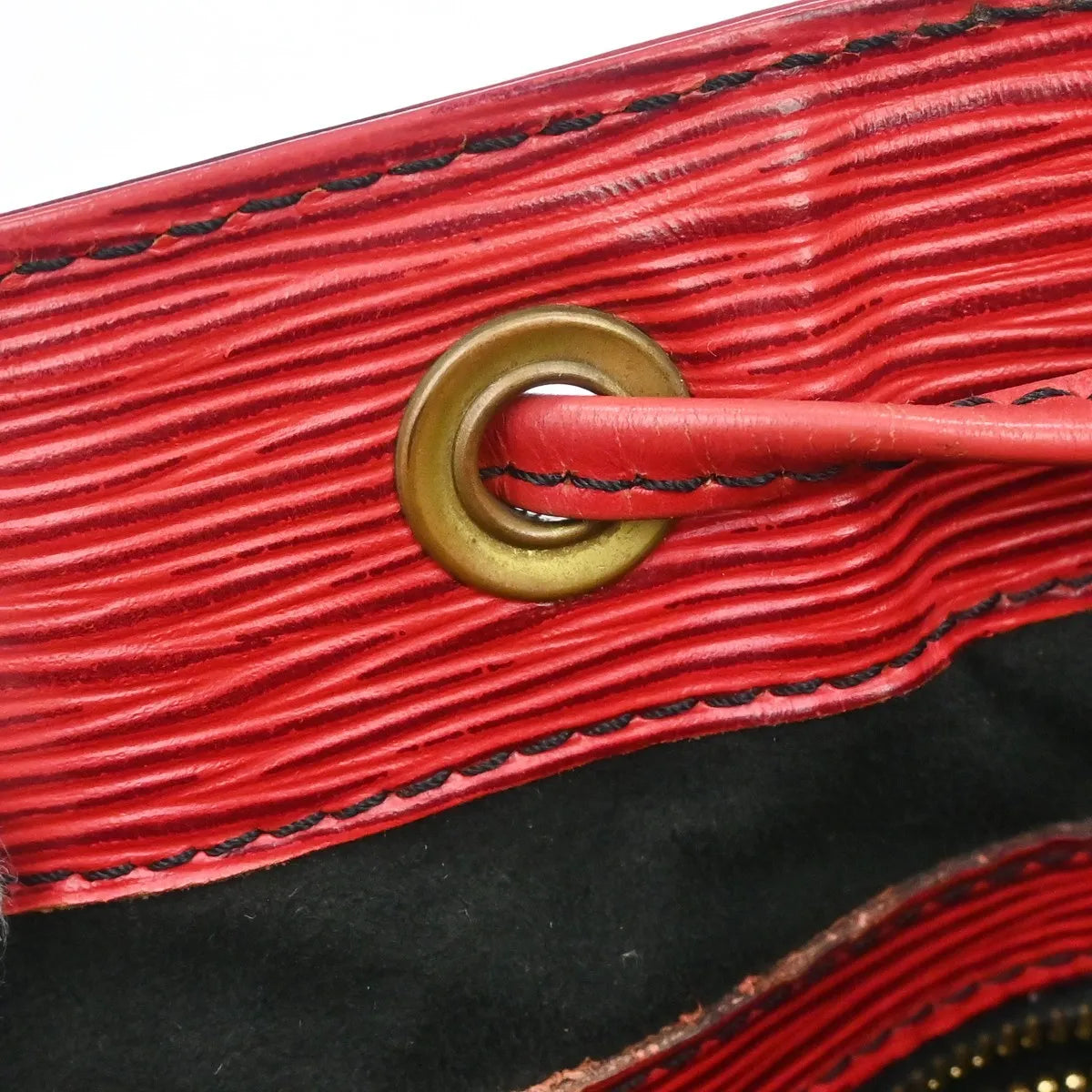 Louis Vuitton Petit Noe Epi Leather, Red, Leather, Shoulder Bag