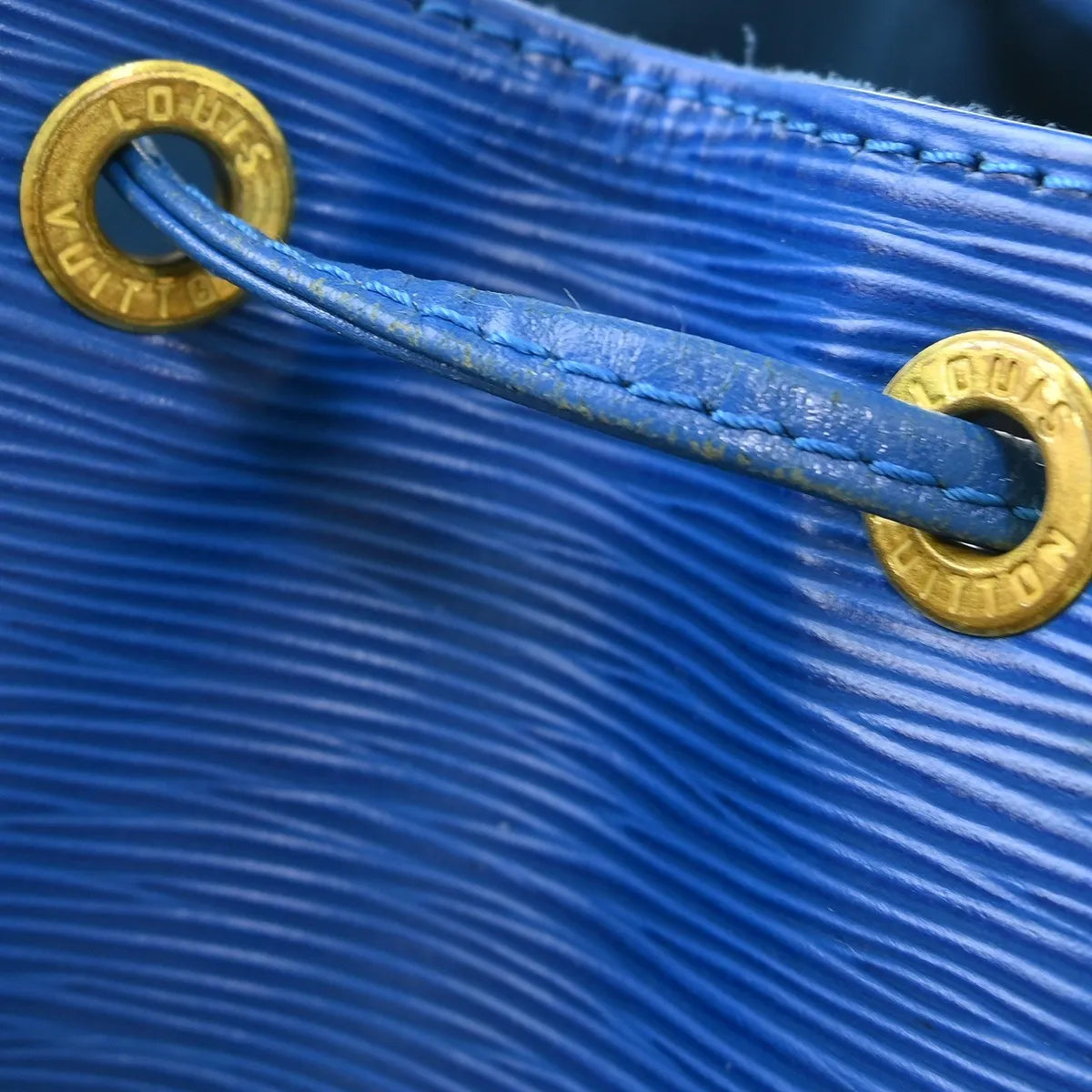 Louis Vuitton Noe Epi Leather, Blue, Leather, Shoulder Bag