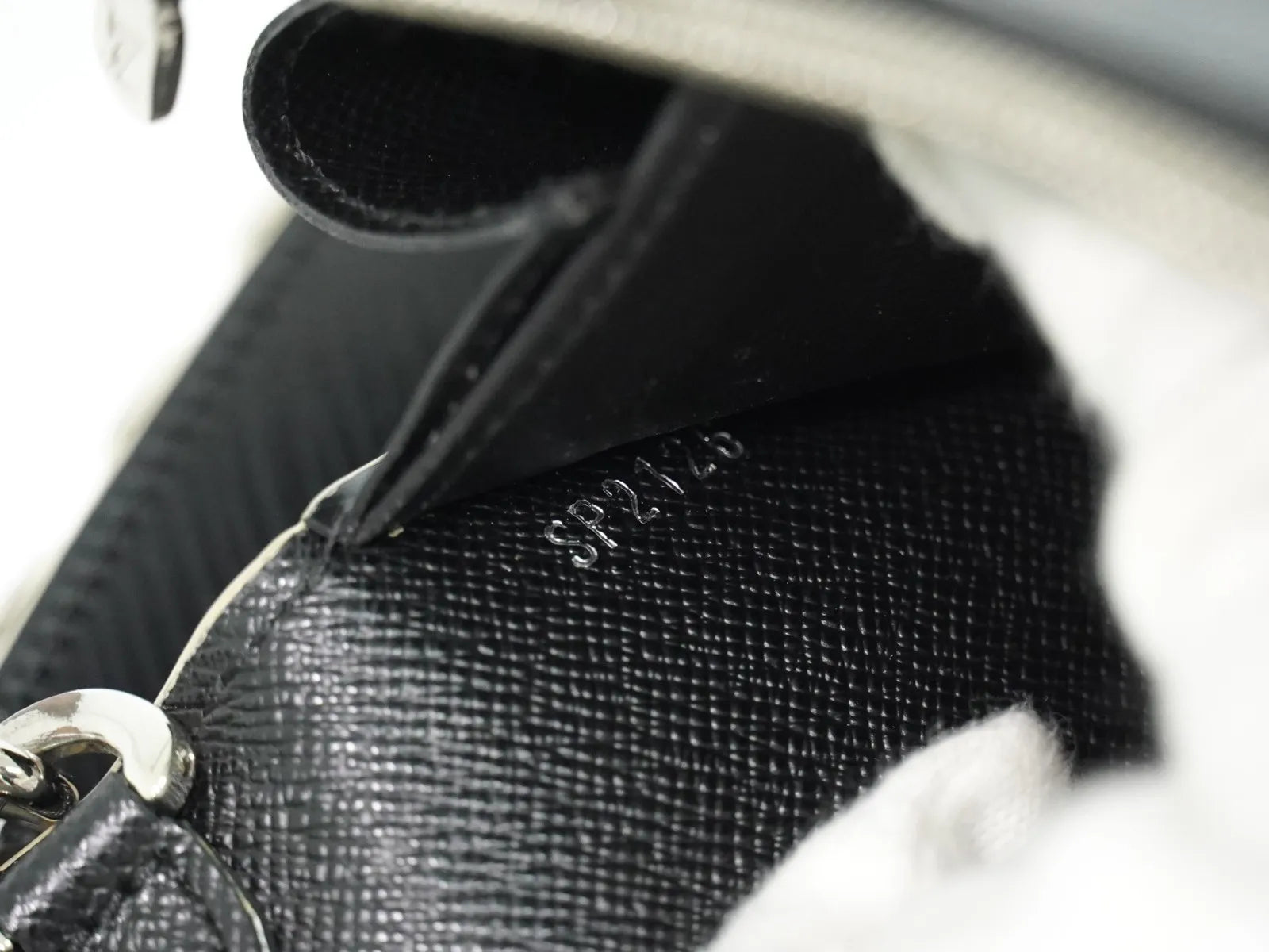 Louis Vuitton Twist Chain Limited Edition World Tour Epi Leather, Black, Leather, Shoulder Bag