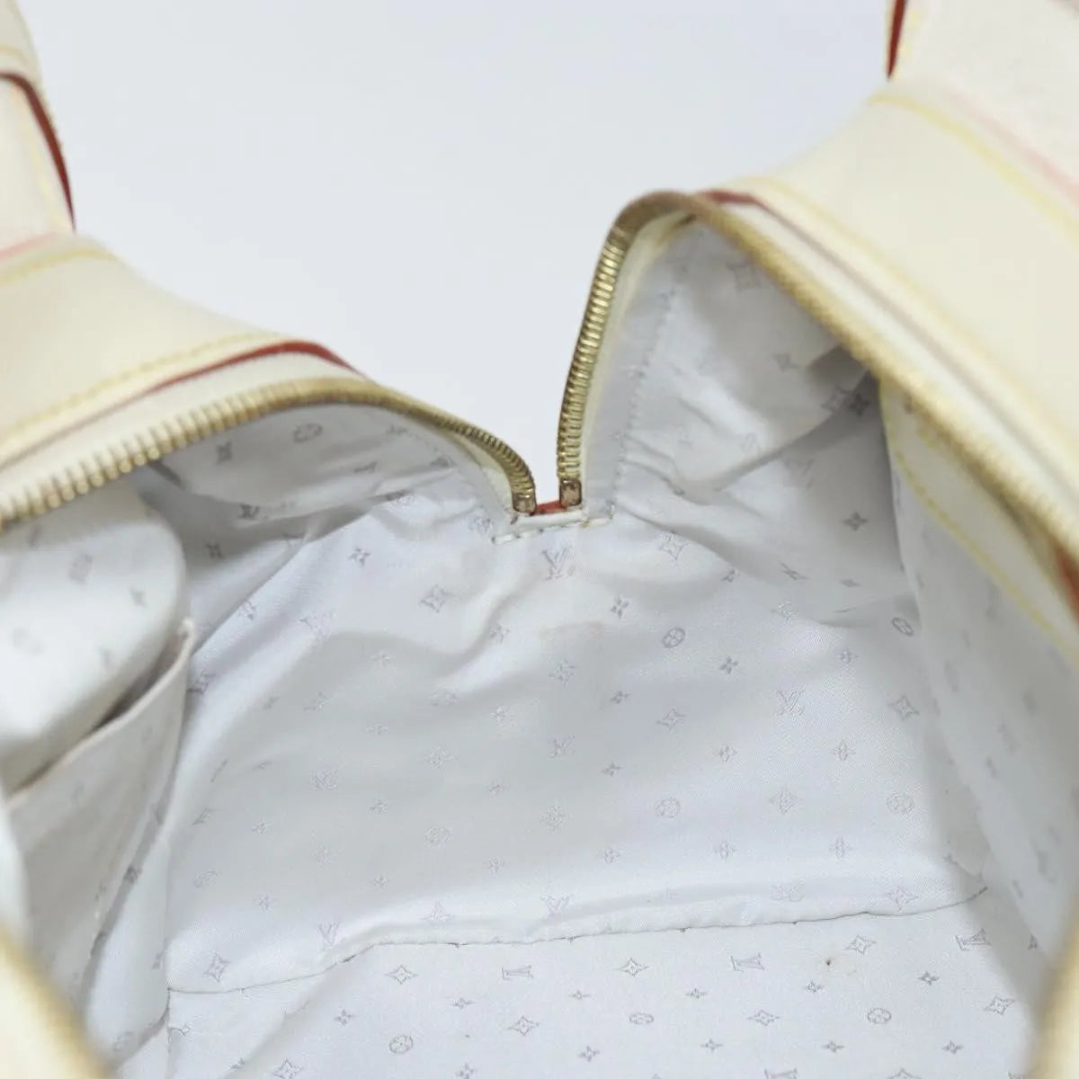 Louis Vuitton Suhali Le Radieux Leather, White, Leather, Handbag