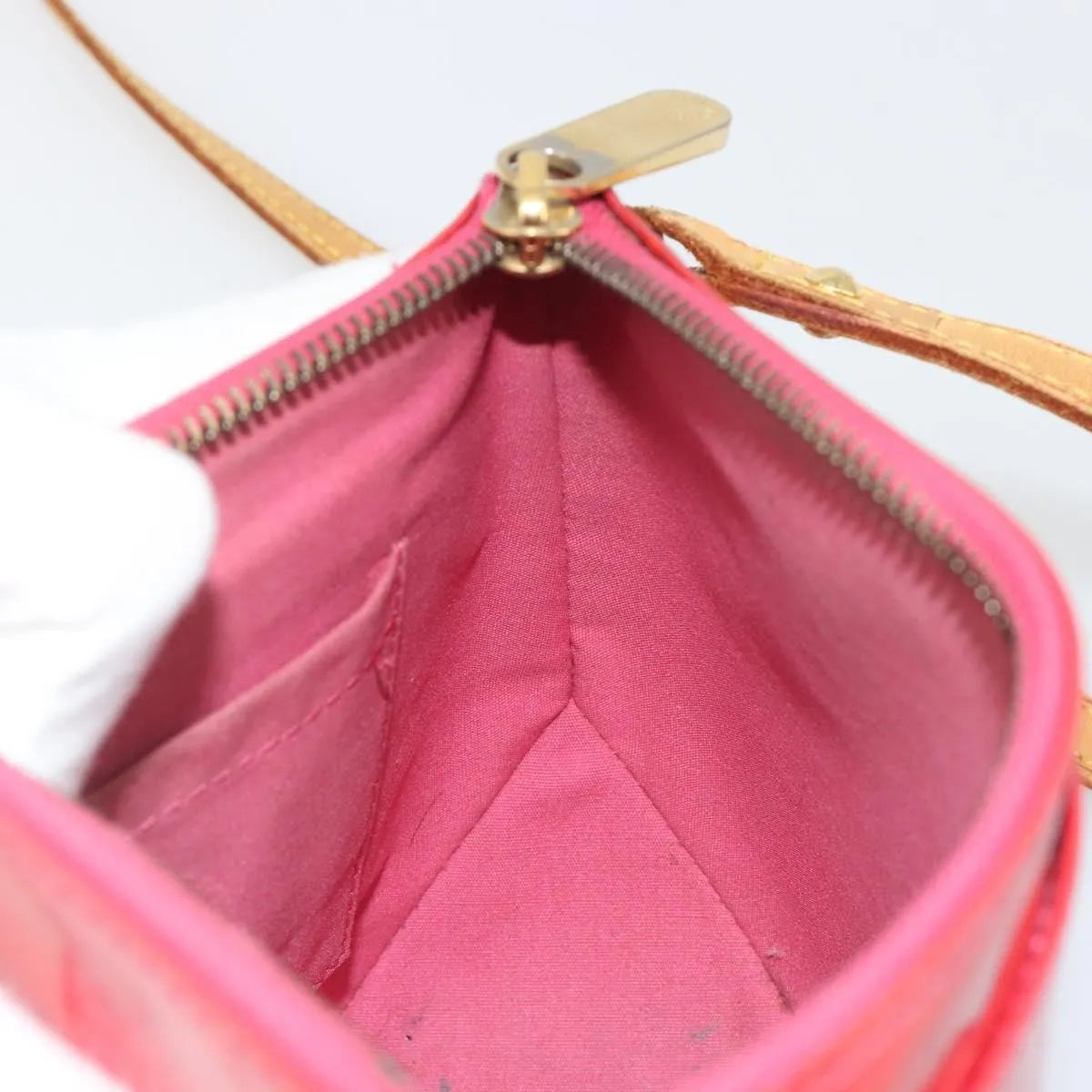 Louis Vuitton Minna Street Monogram Vernis, Pink, Patent Leather, Shoulder Bag