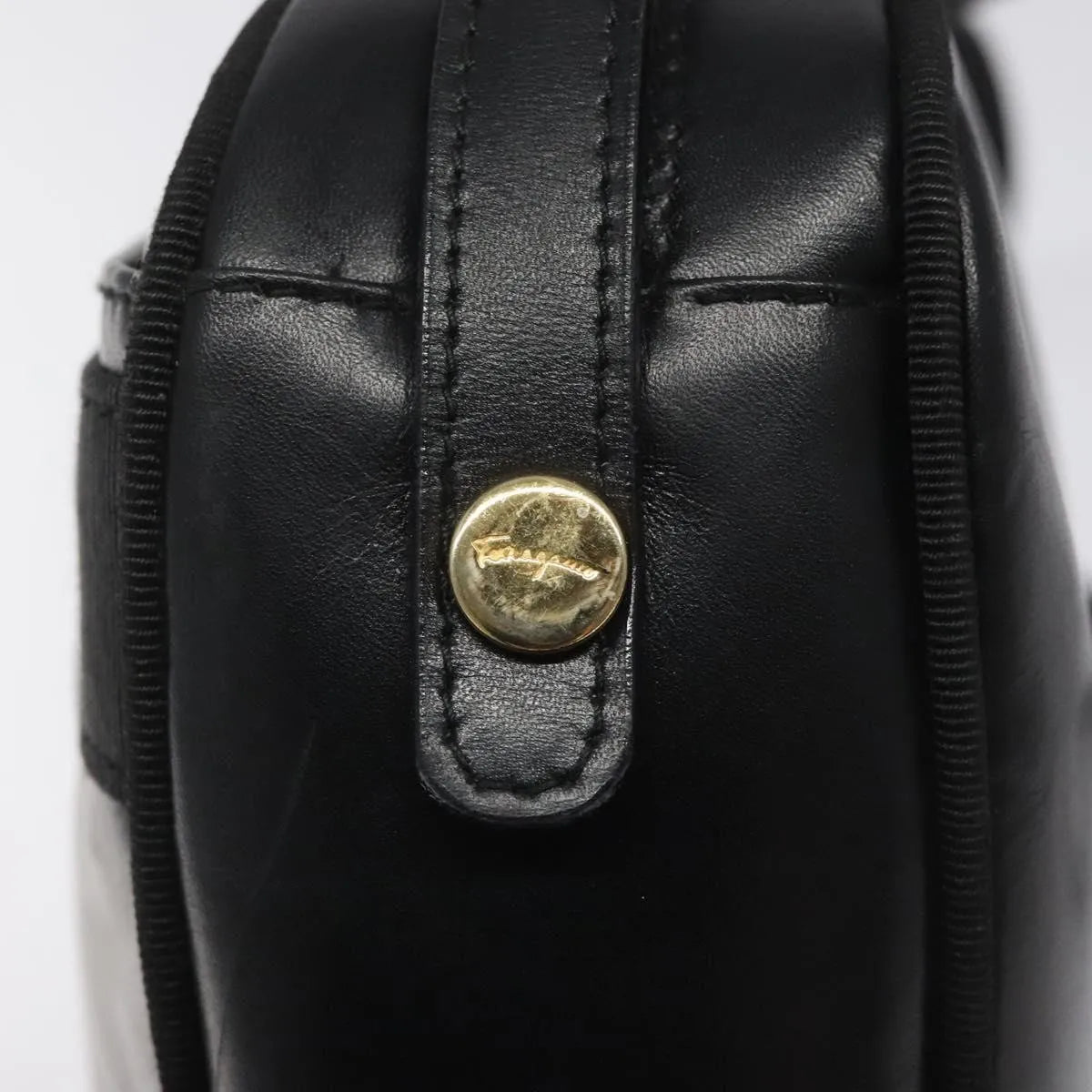 Salvatore Ferragamo Vara Bow camera Leather, Black, Leather, Shoulder Bag