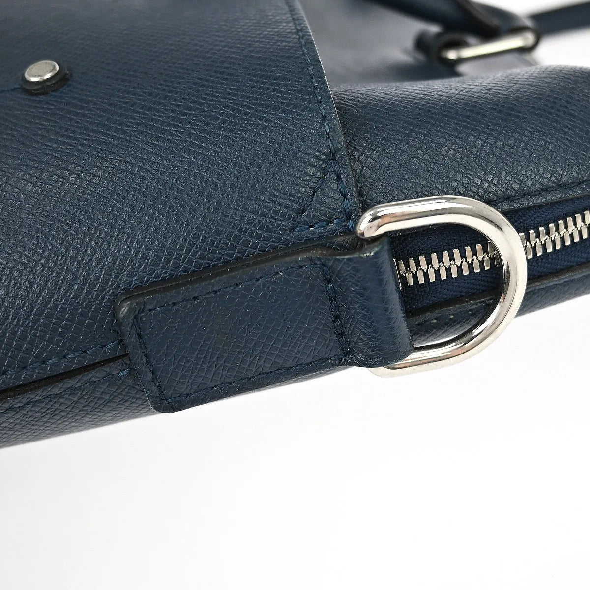 Louis Vuitton Grigori Tote Taiga Leather, Blue, Leather, Tote Bag