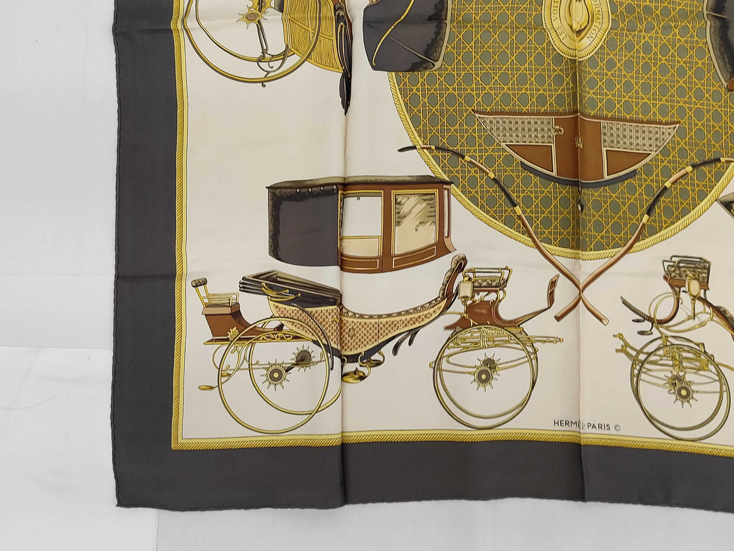 Hermes Carré 90 Silk multicolor, Multicolour, Silk, Scarf