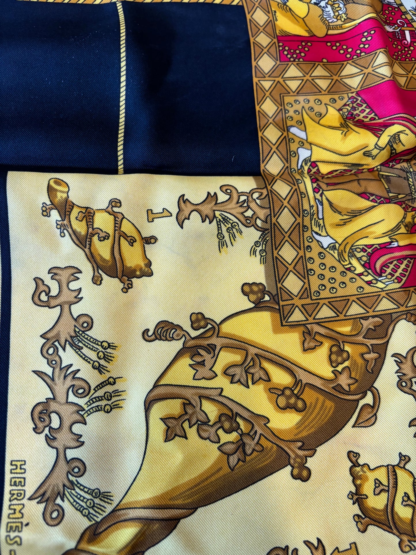 Hermes Carré 90 Silk multicolor, Multicolour, Silk, Scarf