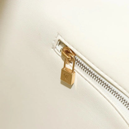 Louis Vuitton Houston Monogram Vernis, Beige, Patent Leather, Tote Bag