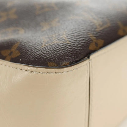 Louis Vuitton Saintonge Monogram Canvas with Leather, Brown, Canvas, Shoulder Bag