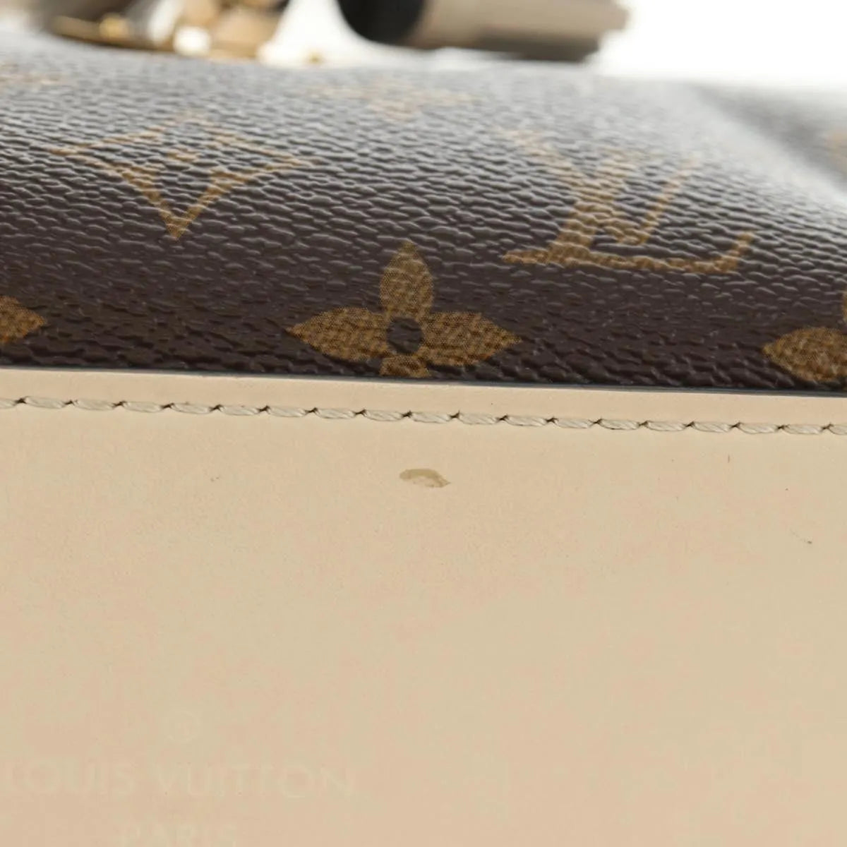 Louis Vuitton Saintonge Monogram Canvas with Leather, Brown, Canvas, Shoulder Bag