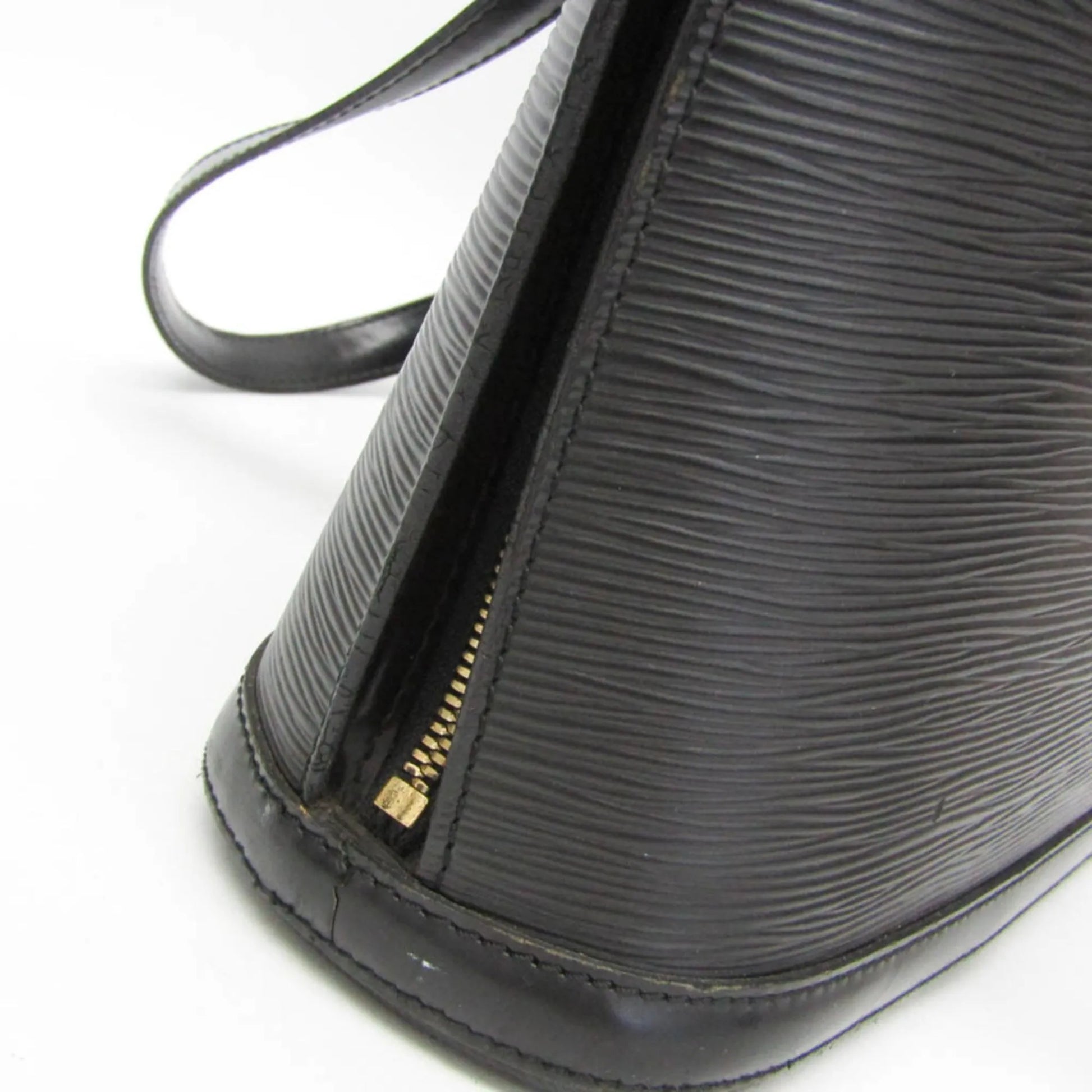Louis Vuitton Lussac Epi Leather, Black, Leather, Shoulder Bag