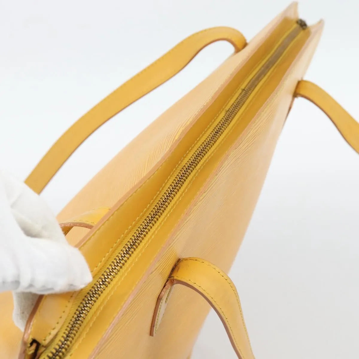Louis Vuitton Saint Jacques Epi, Yellow, Leather, Shoulder Bag
