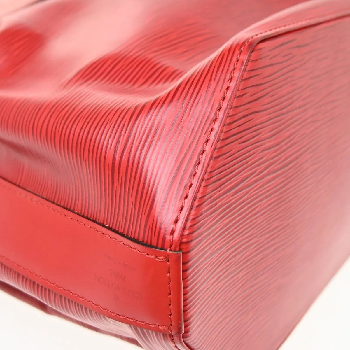 Louis Vuitton Vintage Sac d'Epaule Epi Leather, Red, Leather, Shoulder Bag