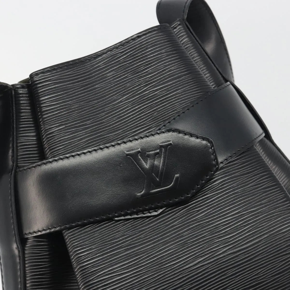 Louis Vuitton Vintage Sac d'Epaule Handbag Epi, Black, Leather, Shoulder Bag