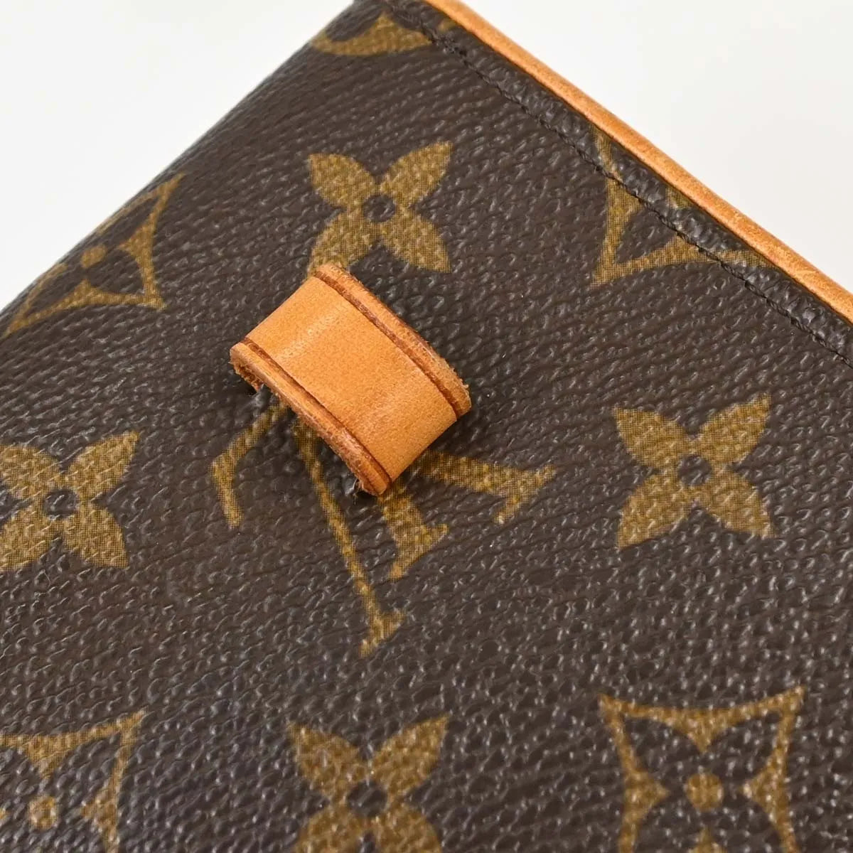 Louis Vuitton Florentine Waist Bag Monogram, Brown, Canvas, Clutch