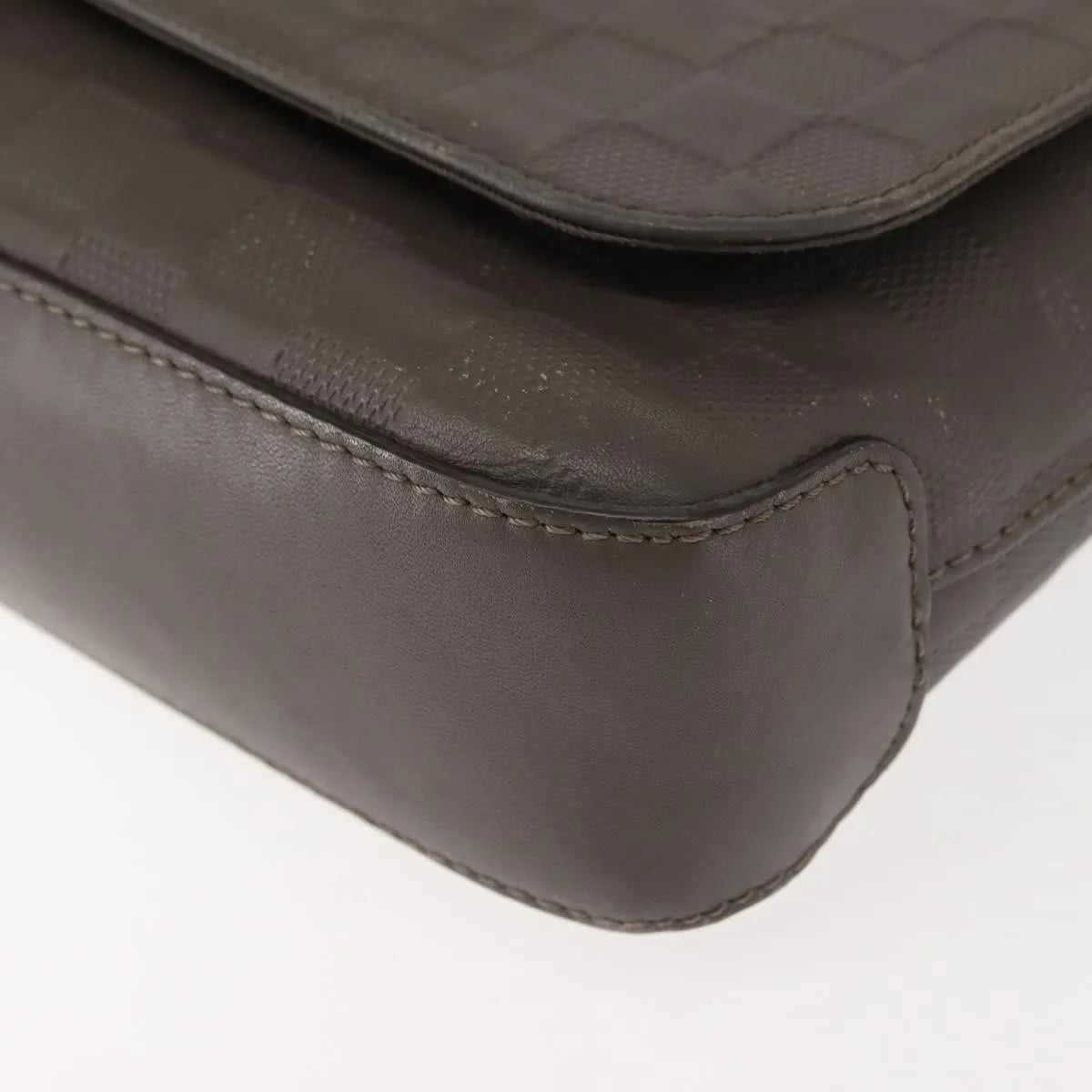 Louis Vuitton District Messenger Damier Infini Leather, Gray, Leather, Shoulder Bag