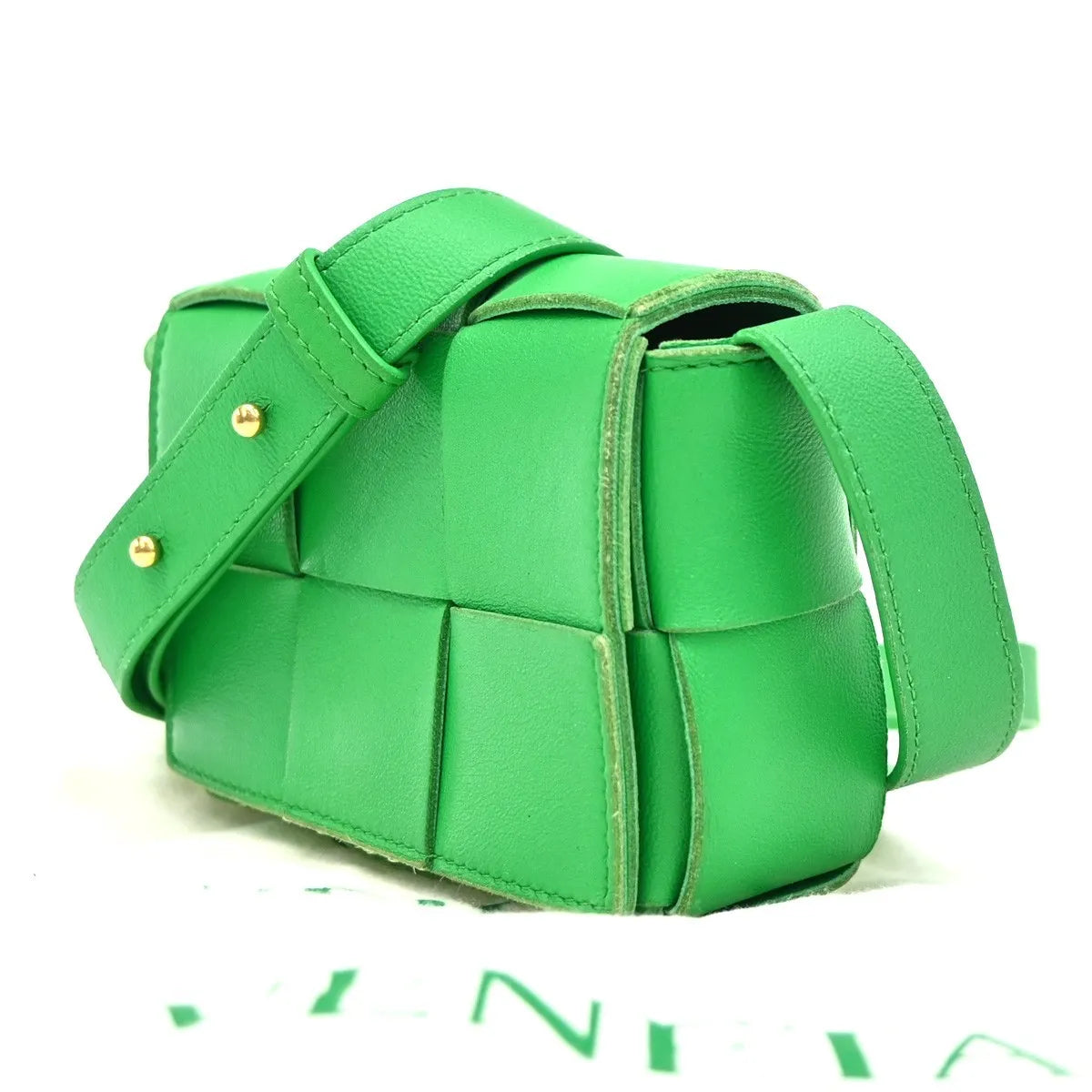 Bottega Veneta Cassette Maxi Intrecciato Leather, Green, Leather, Shoulder Bag