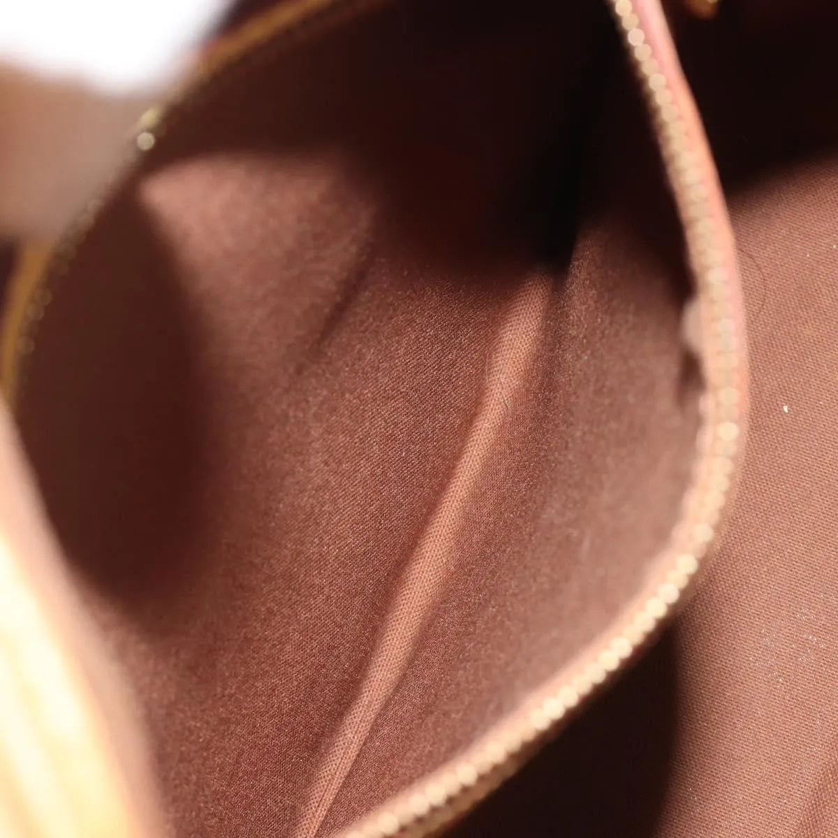 Louis Vuitton Batignolles Monogram Canvas, Brown, Canvas, Shoulder Bag