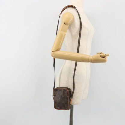 Louis Vuitton Danube Monogram, Brown, Canvas, Shoulder Bag