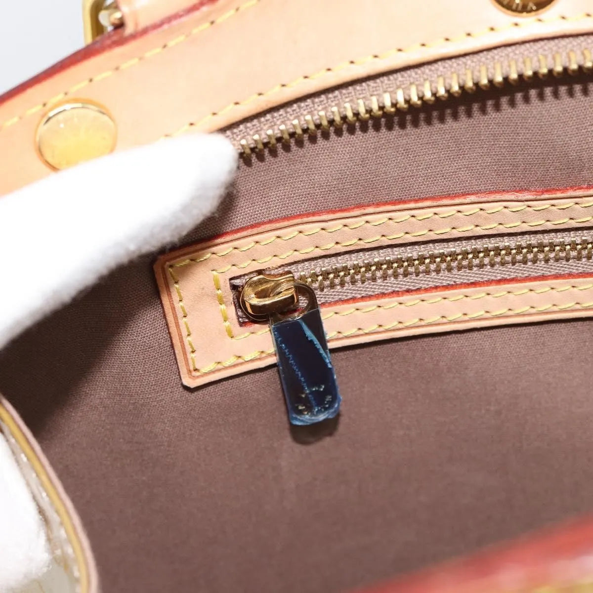 Louis Vuitton Brea Monogram Vernis, Beige, Patent Leather, Handbag