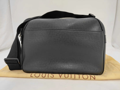 Louis Vuitton Reporter Taiga Leather, Brown, Canvas, Shoulder Bag