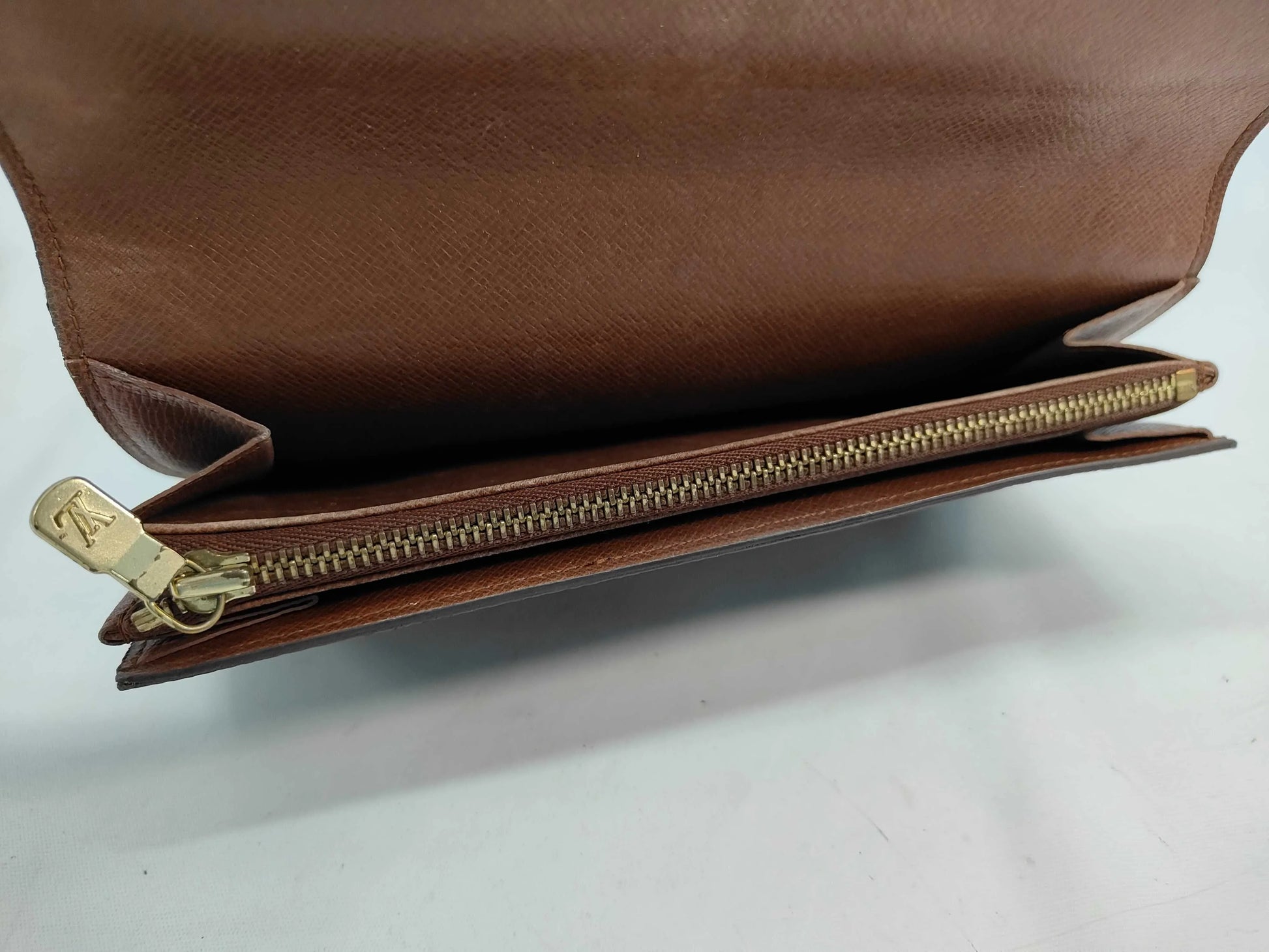 Louis Vuitton Porte Tresor International Monogram Canvas, Brown, Canvas, Wallet