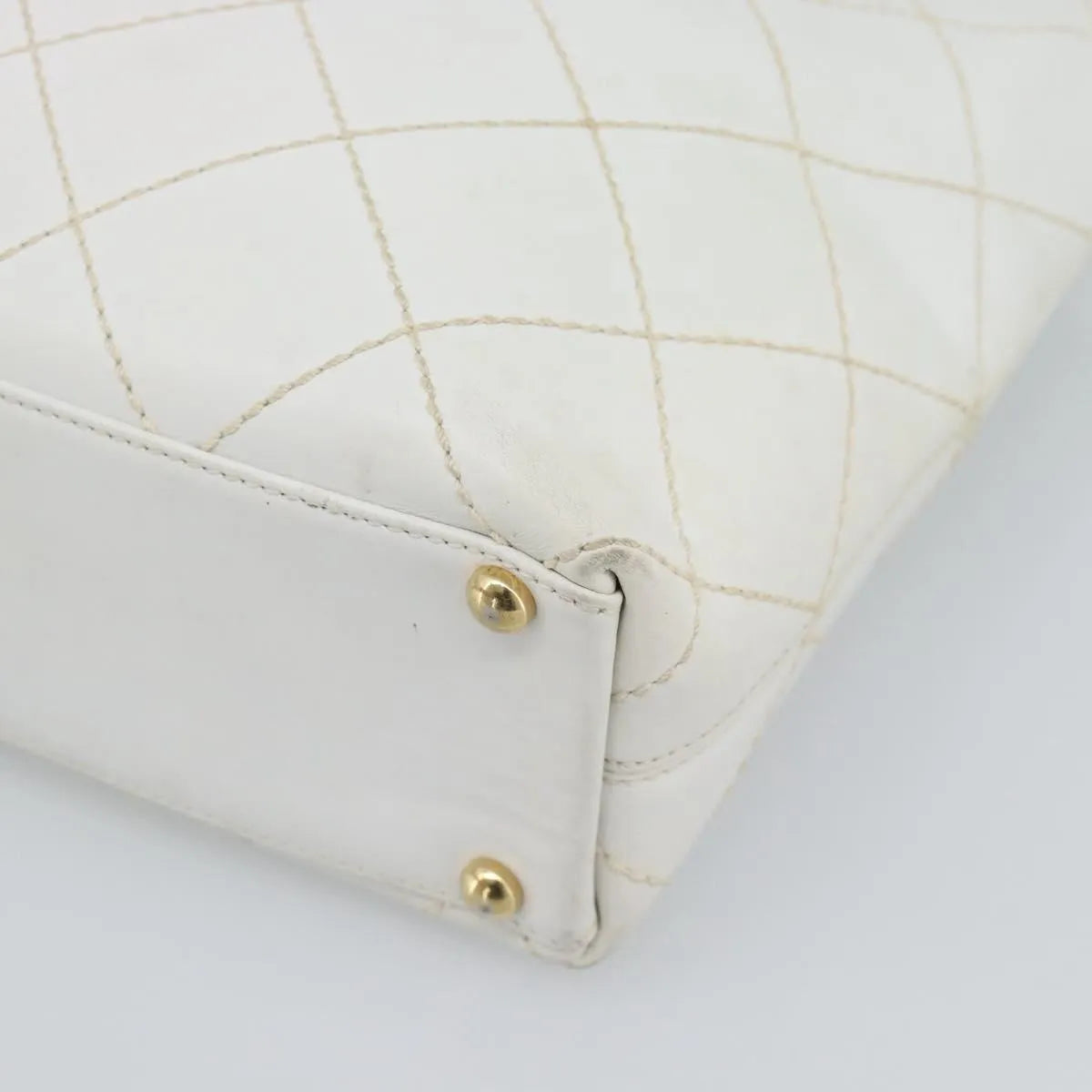 Chanel Surpique Tote Quilted Leather, White, Leather, Tote Bag
