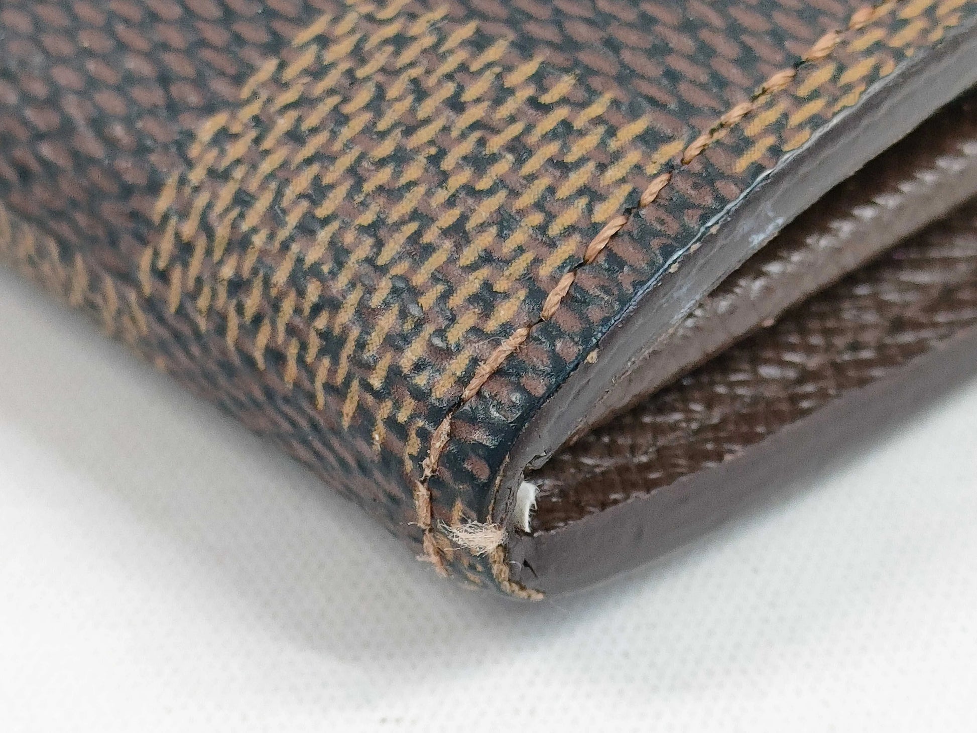 Louis Vuitton Zippy wallet vertical Damier Graphite, Brown, Canvas, Wallet