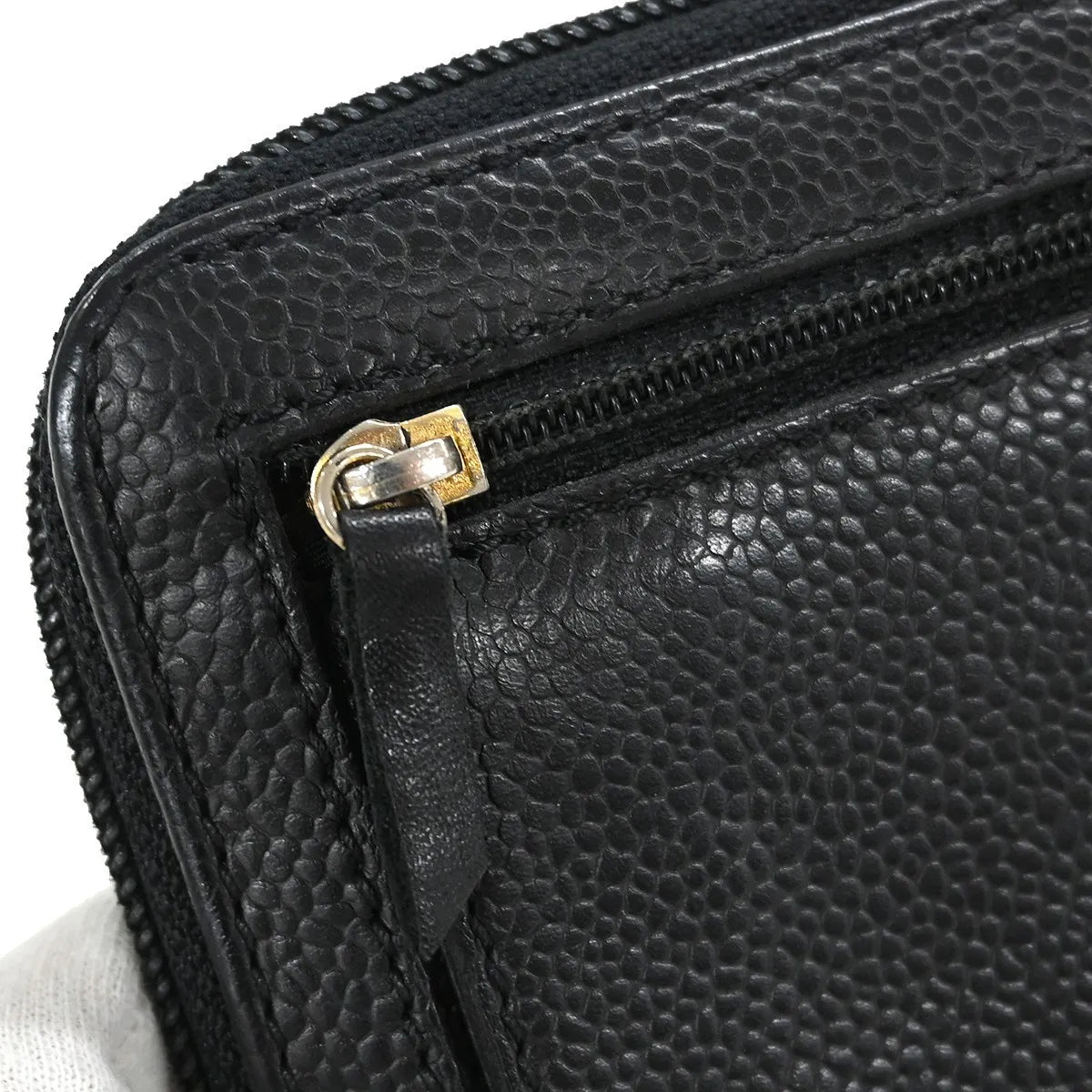 Chanel Portefeuille long CC logo calfskin leather, Black, Leather, Wallet