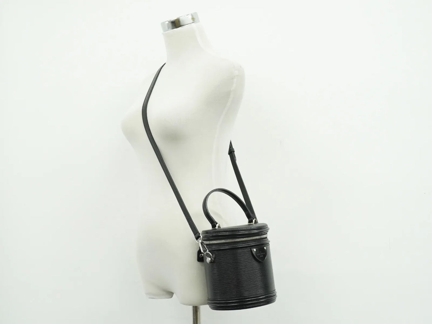Louis Vuitton Cannes Epi, Black, Leather, Handbag