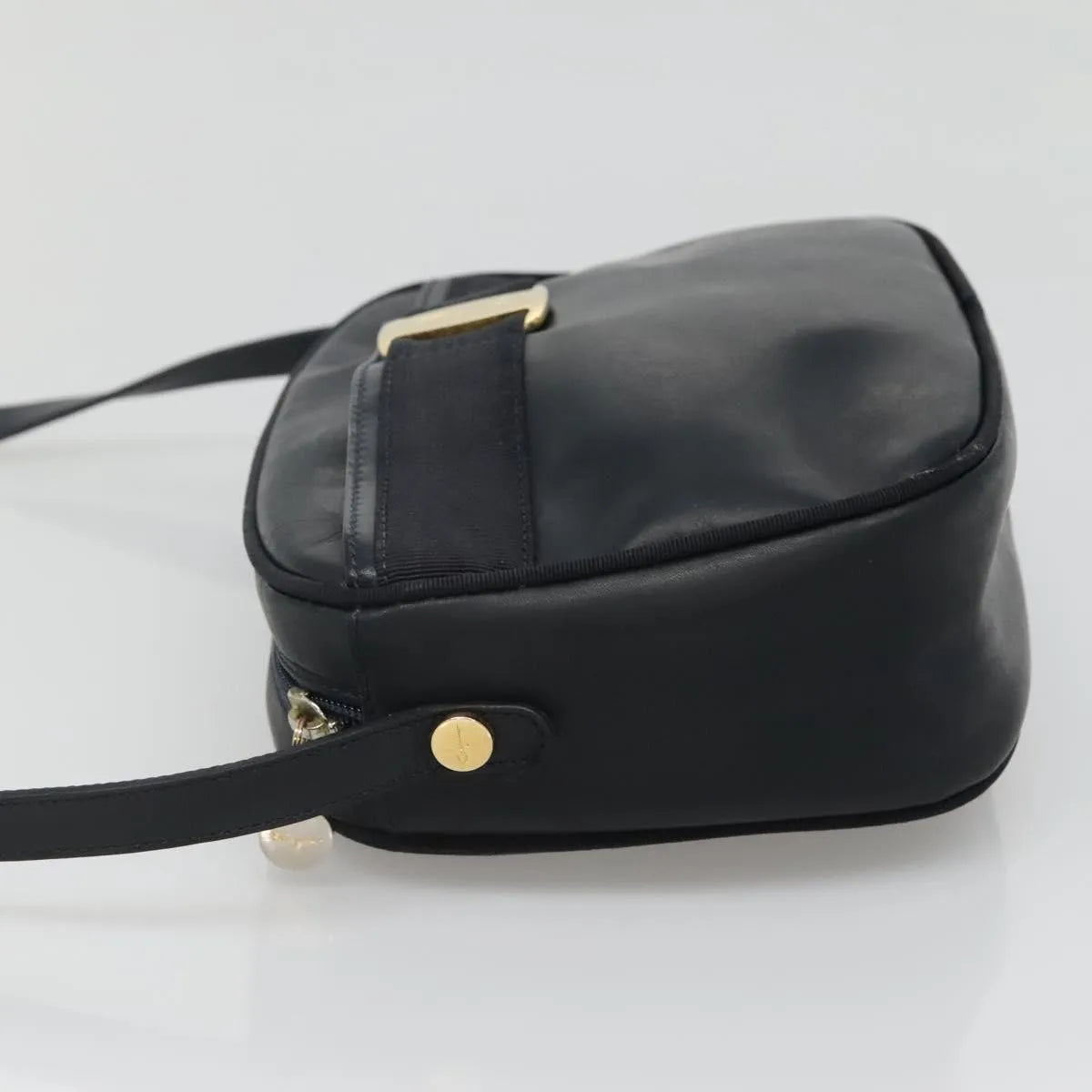 Salvatore Ferragamo Vara Bow camera Leather, Navy, Leather, Shoulder Bag