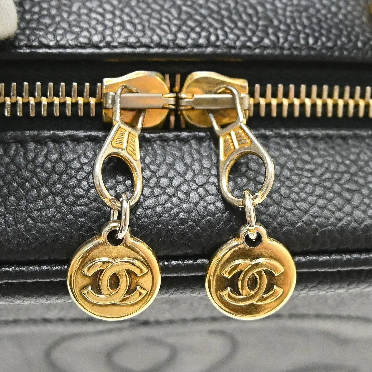 Chanel Vintage Timeless Zip Around Vanity Case Caviar, Black, Leather, Handbag