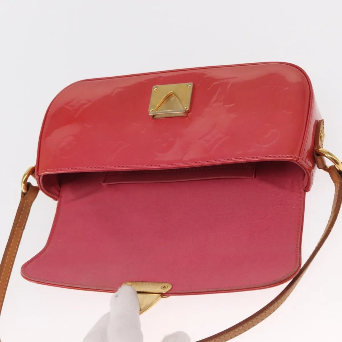 Louis Vuitton Malibu Street Monogram Vernis, Pink, Patent Leather, Handbag
