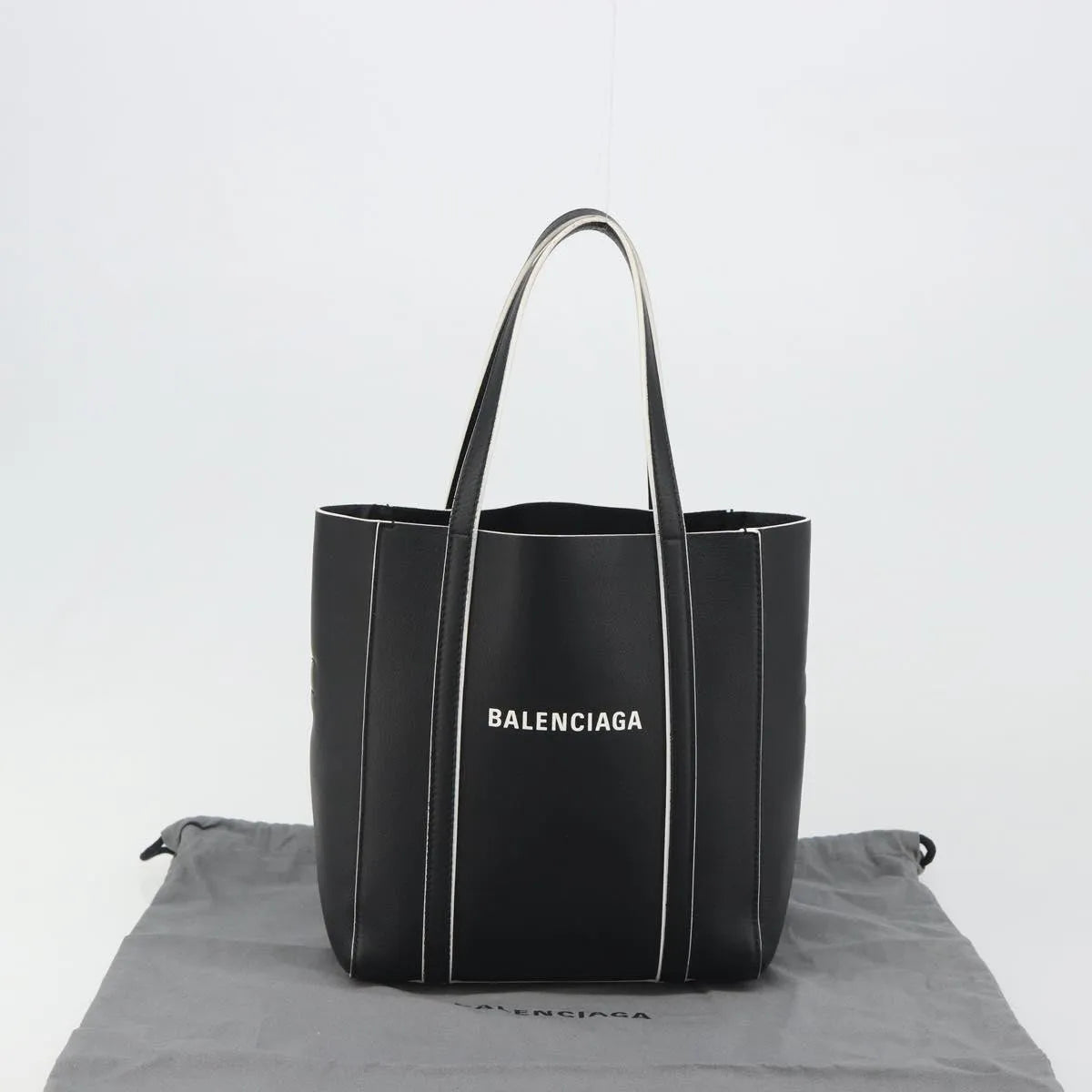 Balenciaga Everyday Tote Leather, Black, Leather, Tote Bag