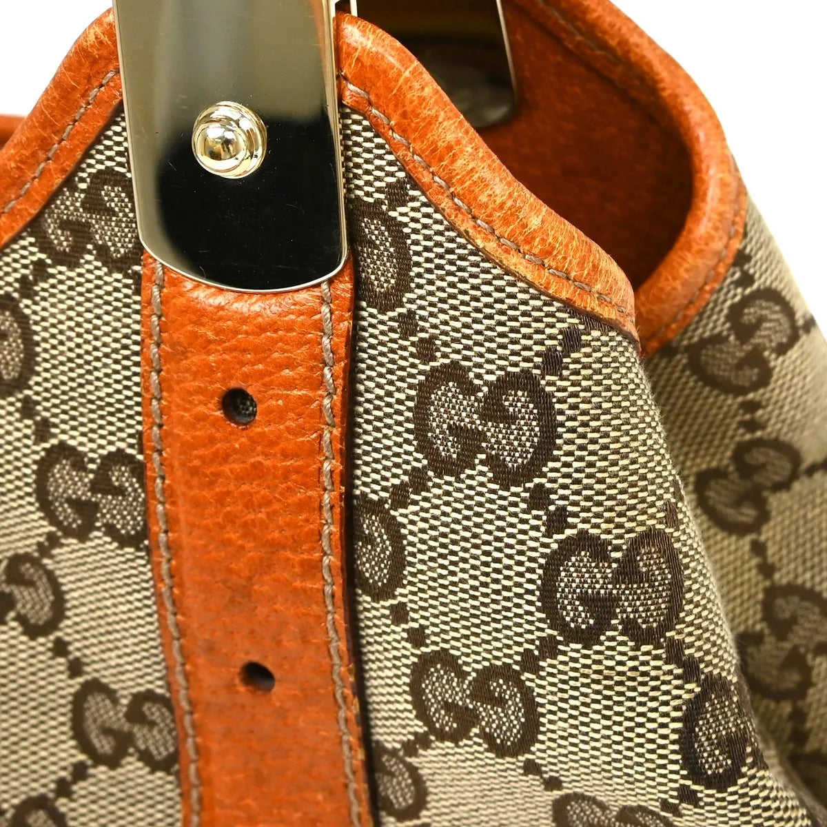 Gucci GG Shoulder Bag GG Matelasse Leather, Beige, Canvas, Handbag