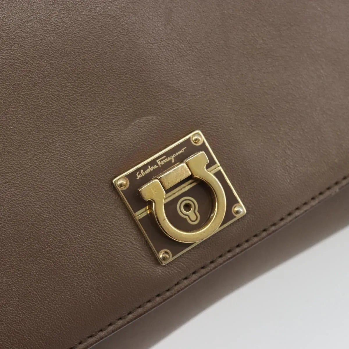 Salvatore Ferragamo Gancini Chain Leather, Gray, Leather, Shoulder Bag