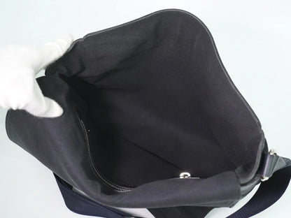 Louis Vuitton Roman Taiga Leather, Navy, Leather, Shoulder Bag