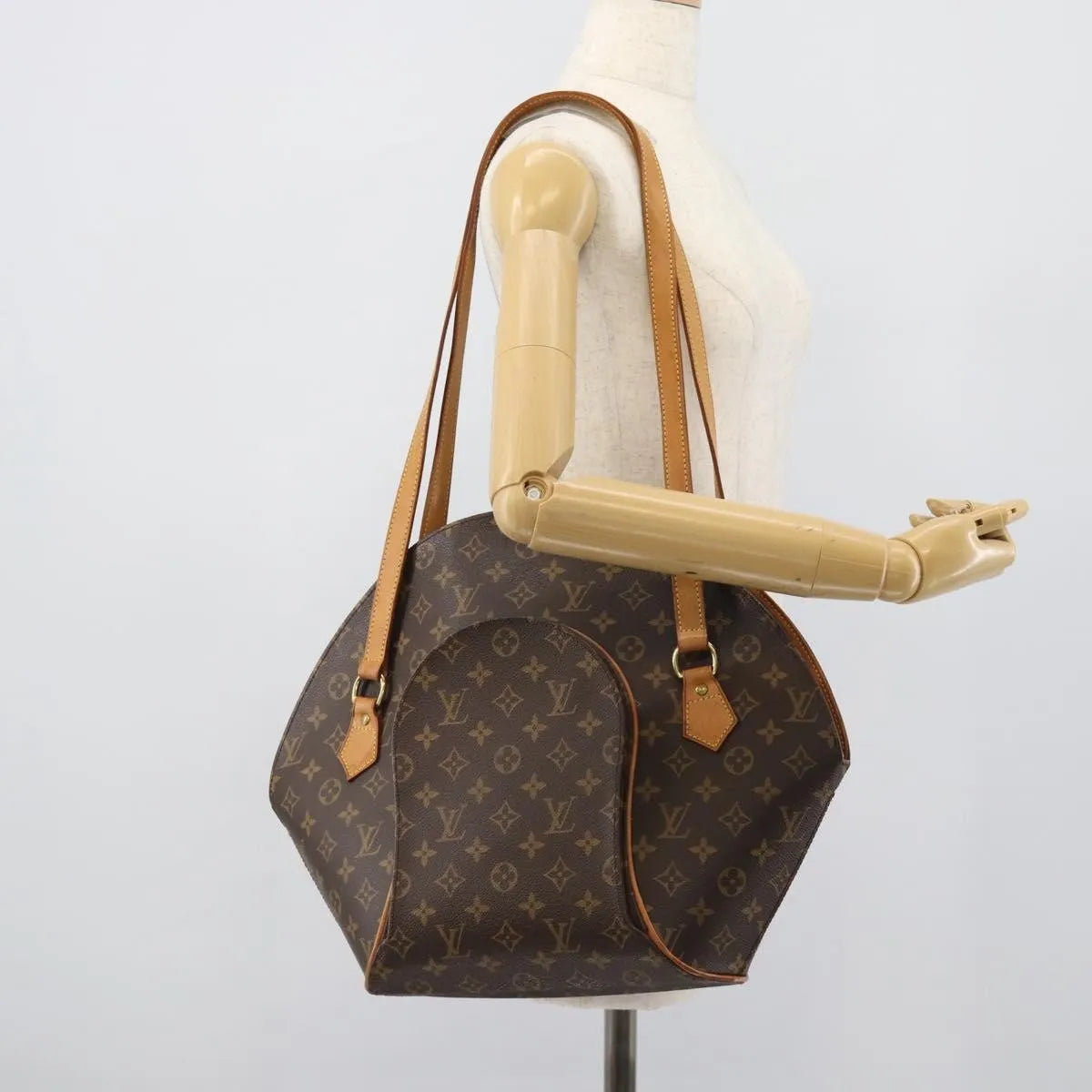 Louis Vuitton Ellipse NM Monogram Canvas, Brown, Canvas, Shoulder Bag