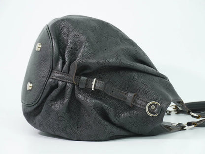 Louis Vuitton L Hobo Mahina Leather, Black, Leather, Shoulder Bag
