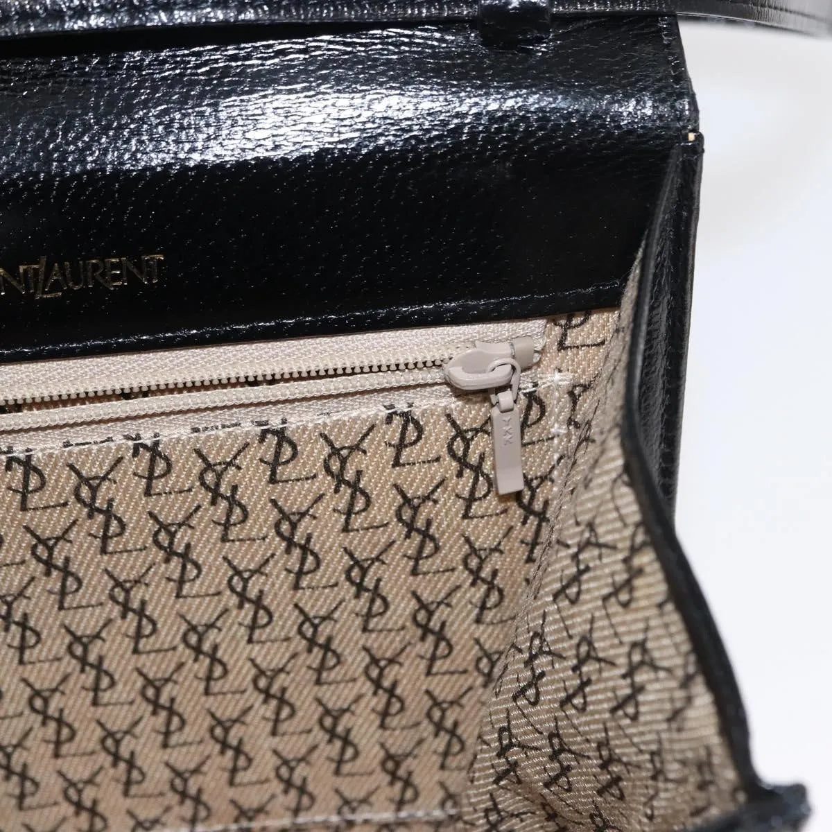 Saint Laurent Vintage Leather, Black, Leather, Shoulder Bag