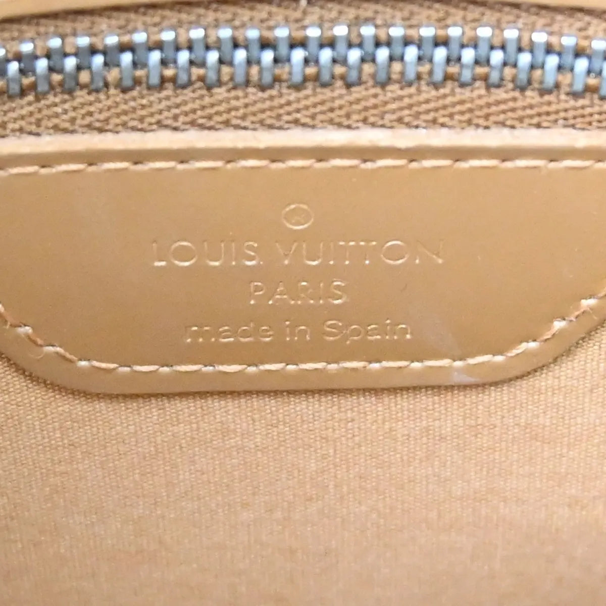 Louis Vuitton Mat Stockton Monogram Vernis, Gold, Patent Leather, Shoulder Bag