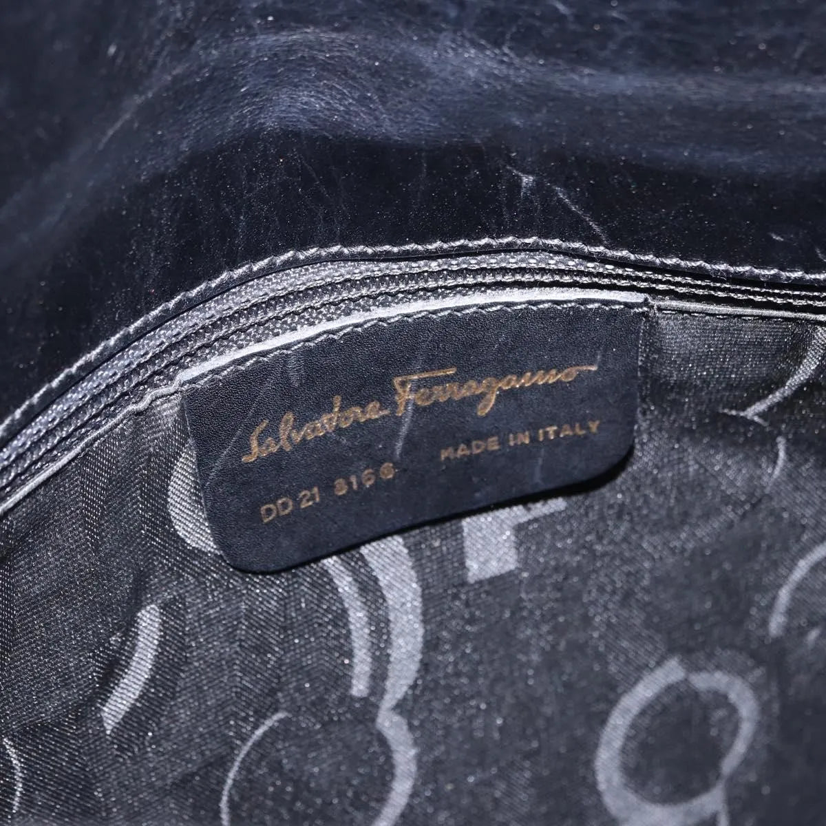 Salvatore Ferragamo Gancini Leather, Black, Leather, Shoulder Bag