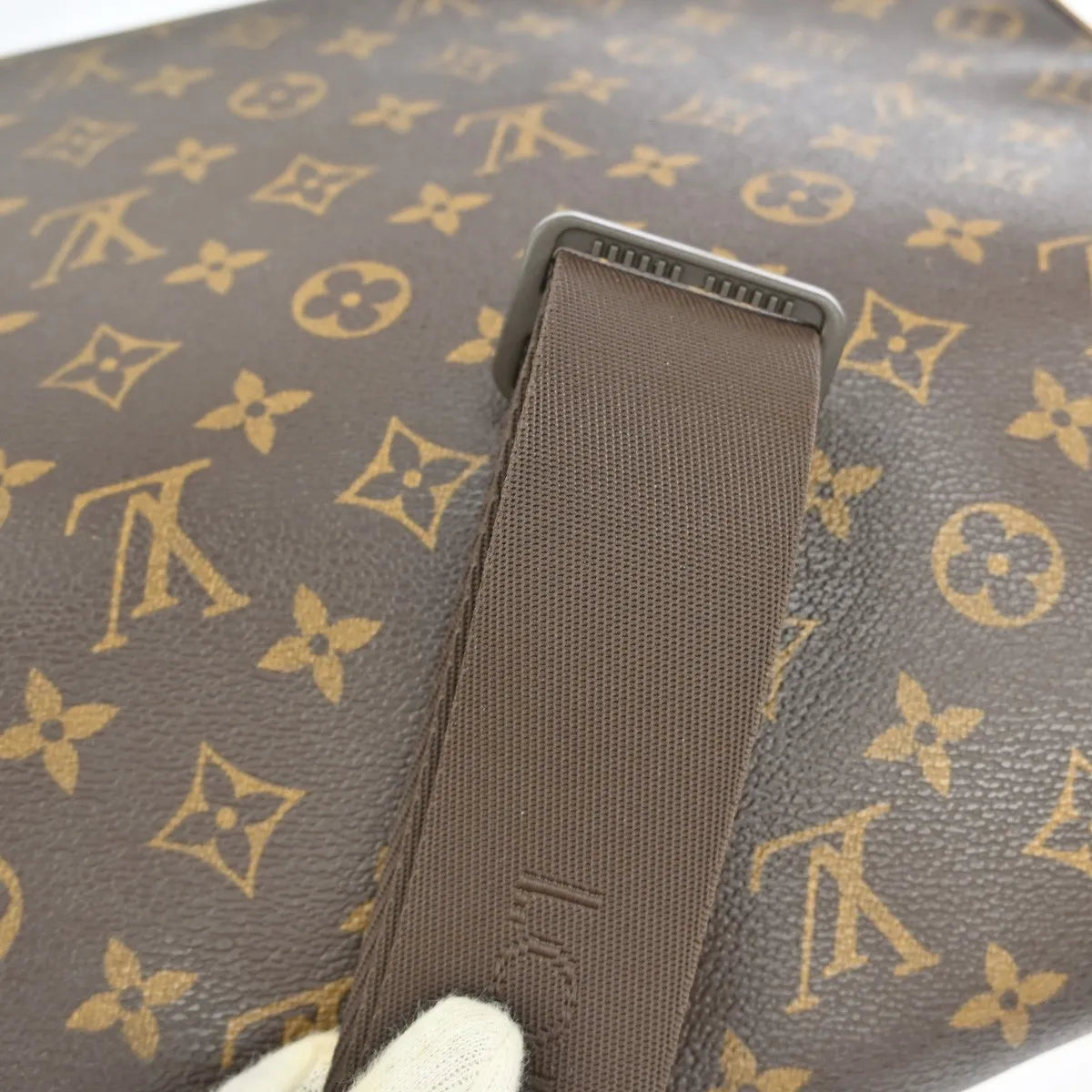 Louis Vuitton Abbesses Messenger Monogram Canvas, Brown, Canvas, Shoulder Bag