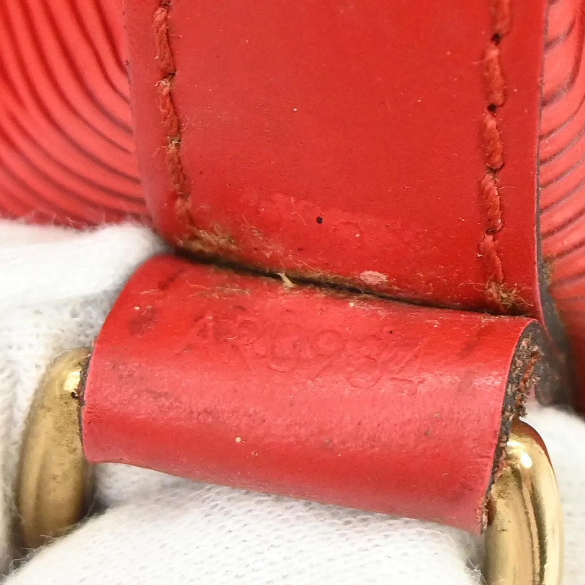 Louis Vuitton Petit Noe Epi Leather, Red, Leather, Shoulder Bag