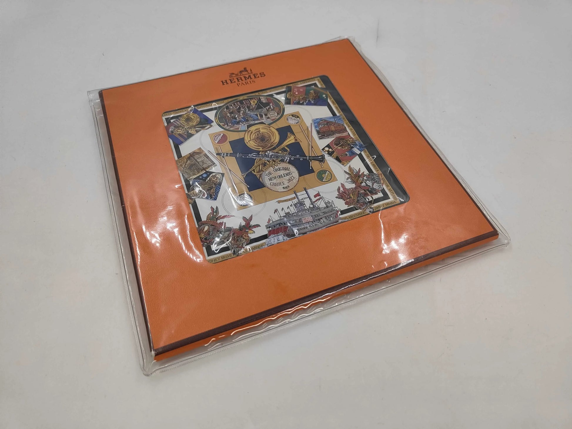 Hermes Carré 90 Silk multicolor, Multicolour, Silk, Scarf